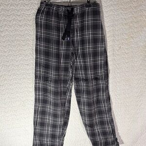 Izod Gray and White Plaid Pajama Pants